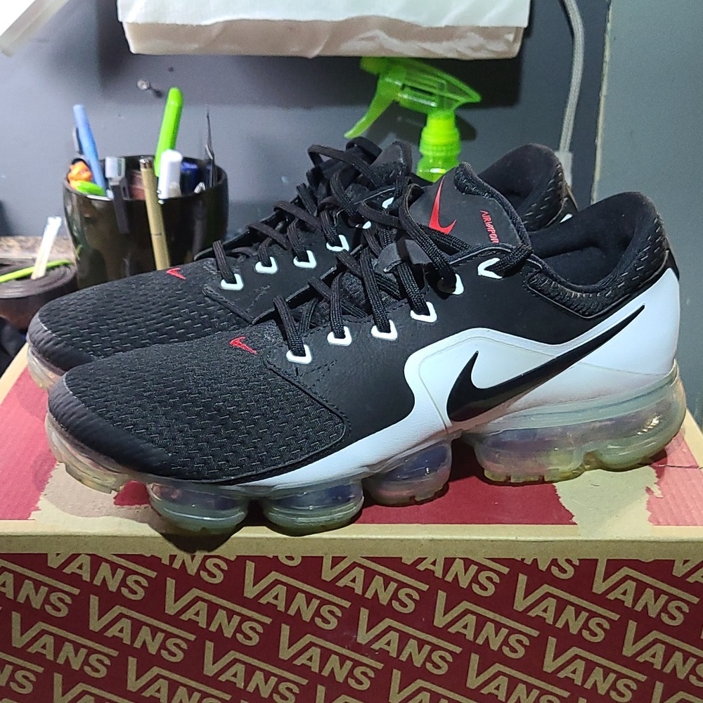 Vapormax CS black white